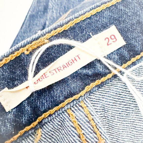 Levi's Wedgie Straight Dark Wash Denim Jeans Button Fly Size 29 x 28 - Picture 8 of 9